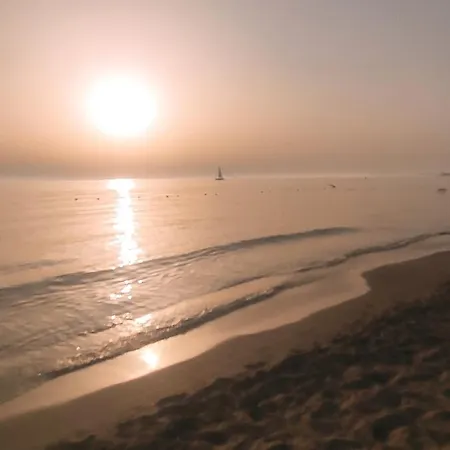 Rosso ベッド・アンド・ブレックファスト