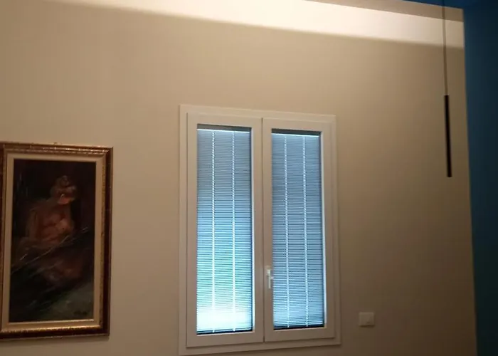 Rosso לינה וארוחת בוקר *